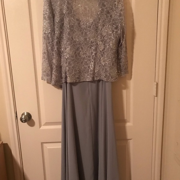 Emma Street Mother of the Bride Dress - Picture 3 of 7